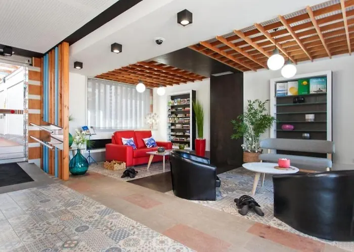 Poema De Liria דירה *