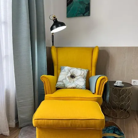 Poema De Liria Apartman *